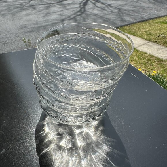 #5730 CUT WREATH PATTERN OPTIC FINGER/BOWL CLEAR - Picture 5 of 10